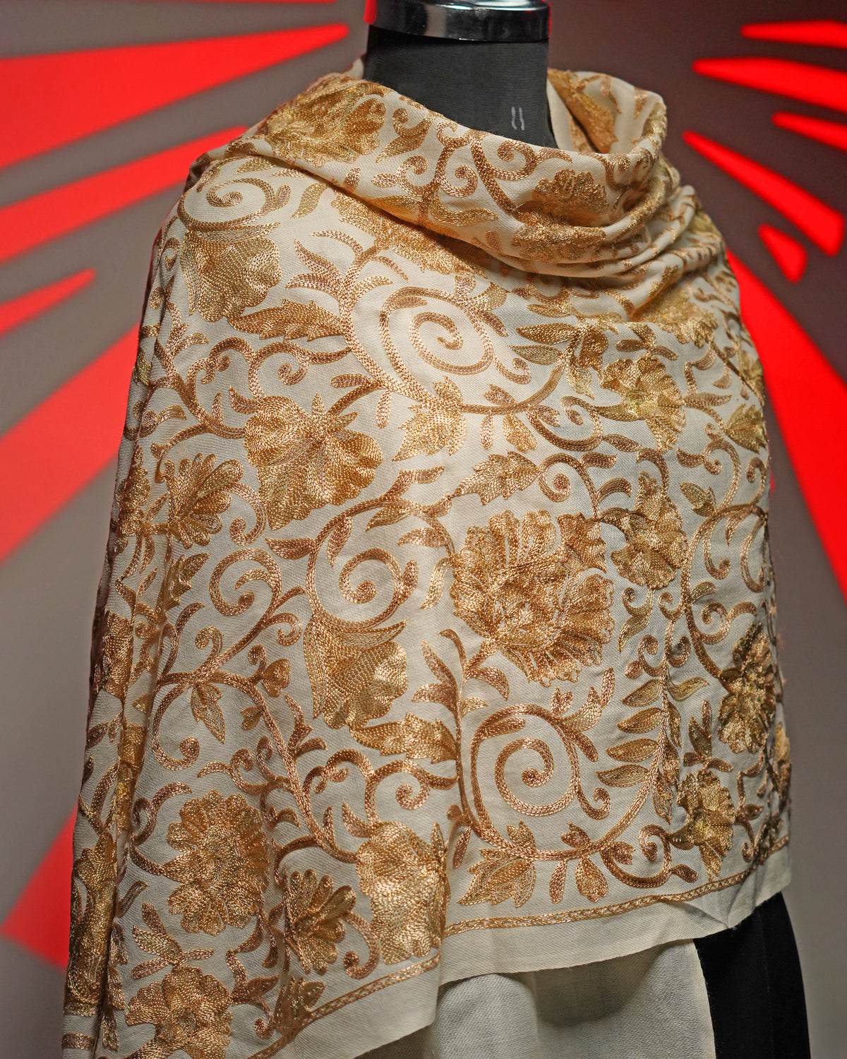 IVORY GULBAHAR EMBROIDERED STOLE MEN
