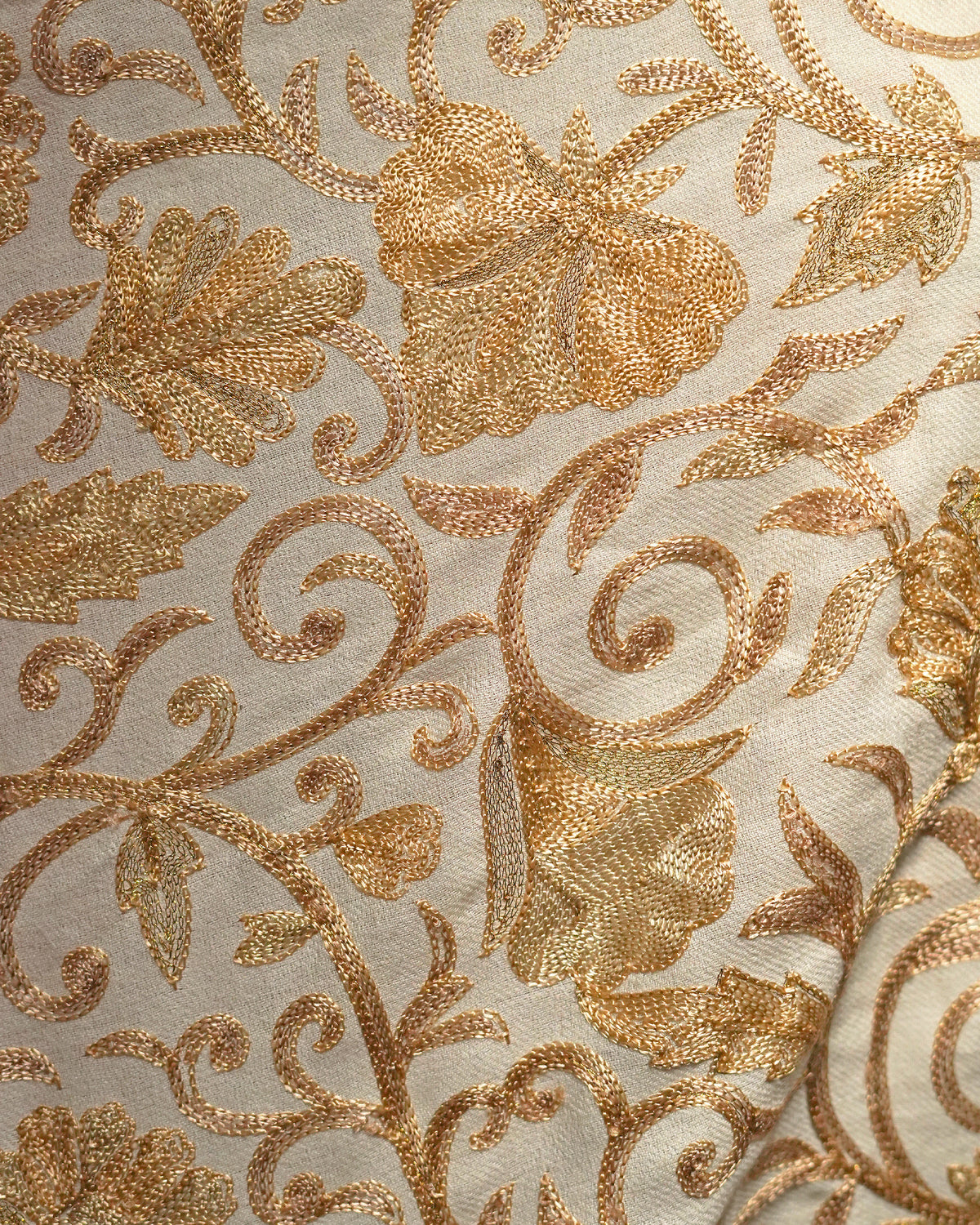 IVORY GULBAHAR EMBROIDERED STOLE MEN