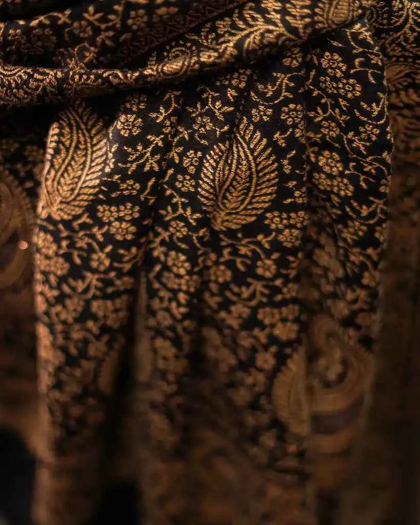 NOIR PAISLEY HERITAGE SHAWL MEN