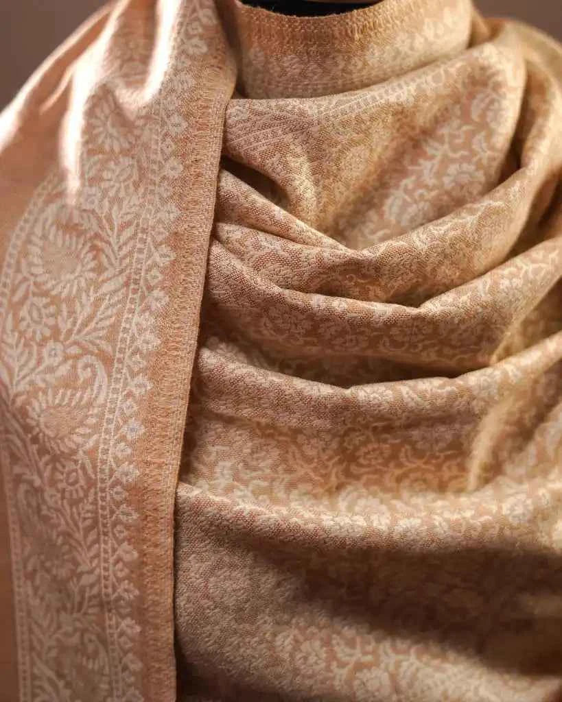 IVORY PAISLEY ELEGANCE SHAWL WOMEN
