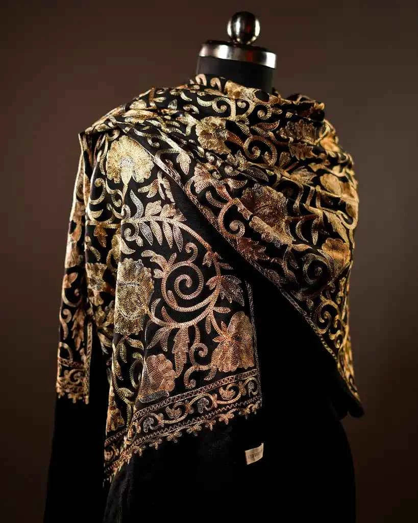 MIDNIGHT GULBAHAR EMBROIDERED STOLE MEN